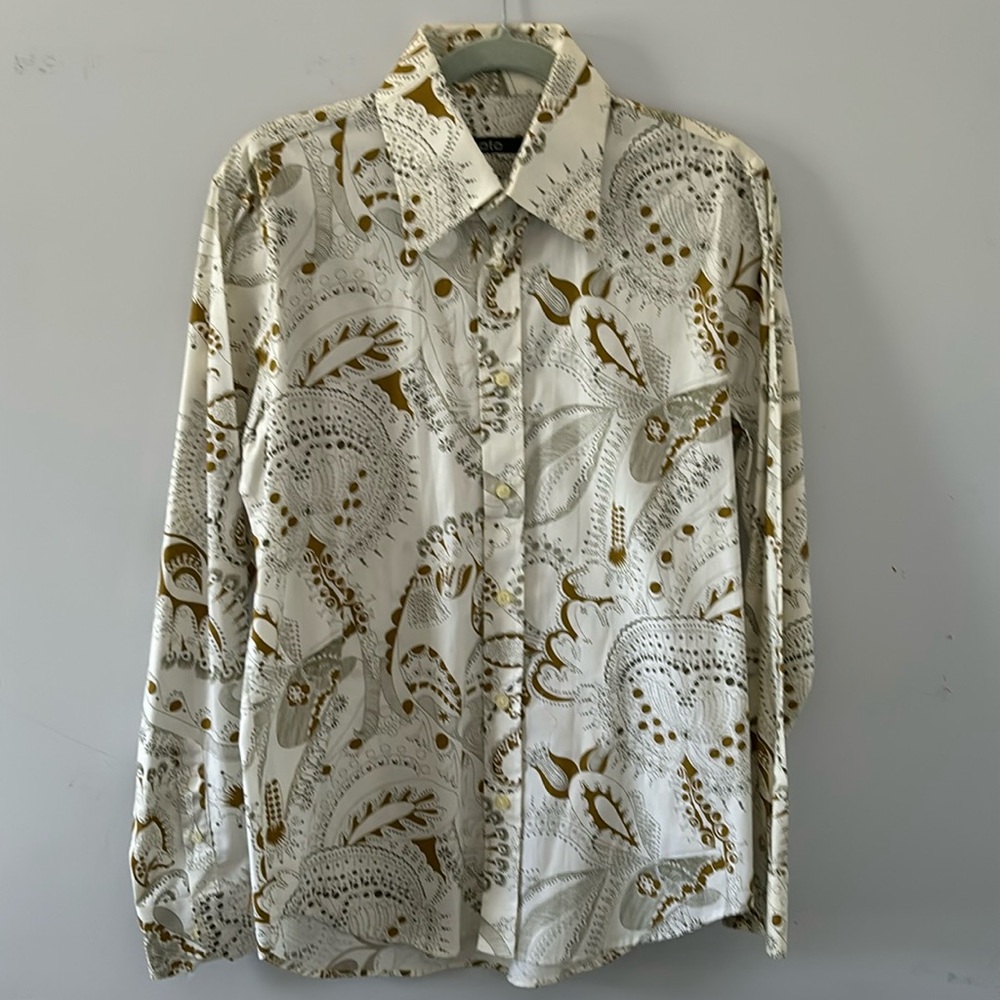 Never worm without tag Motto button down Shirt